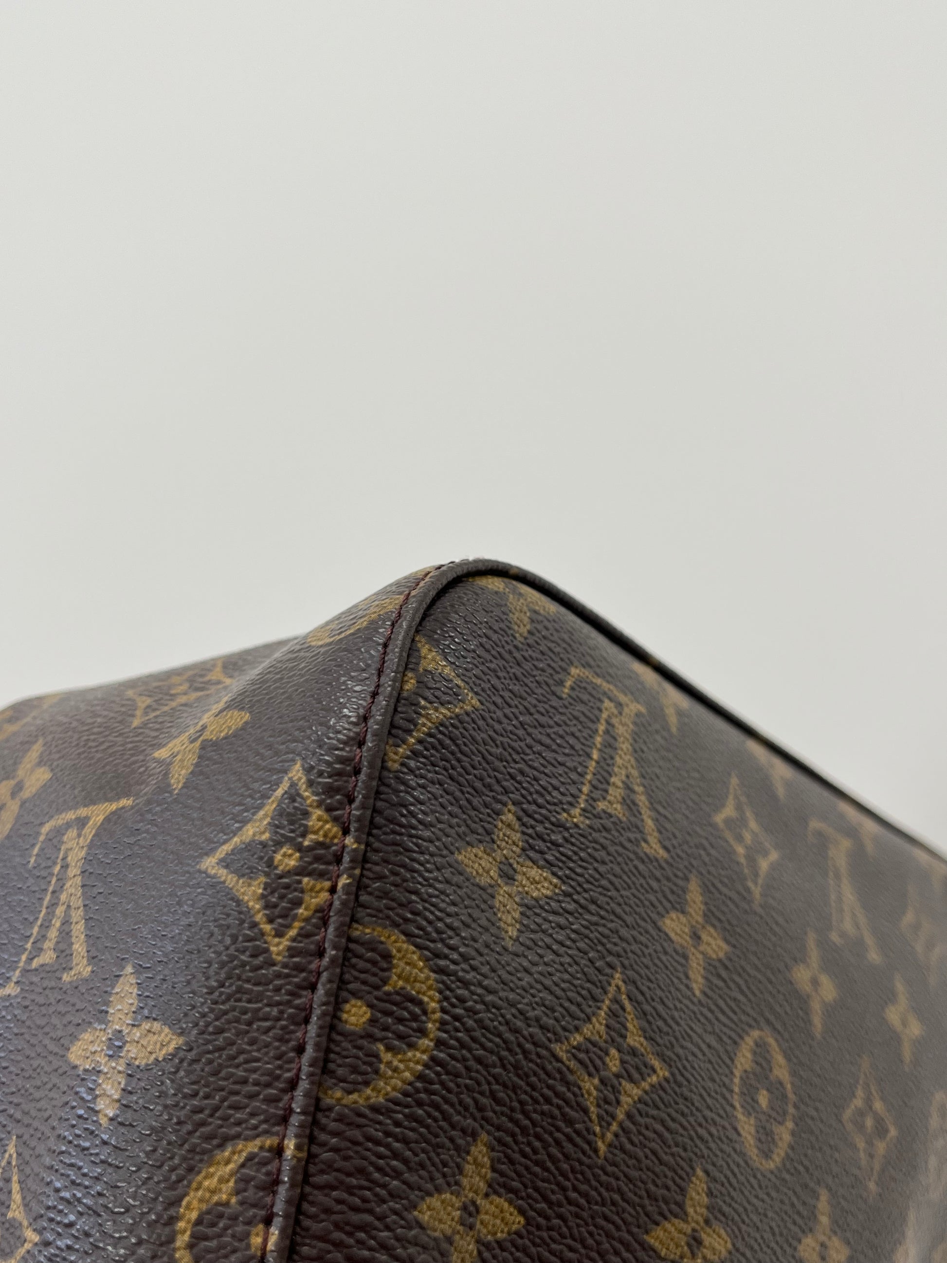 Louis Vuitton Looping MM Bag