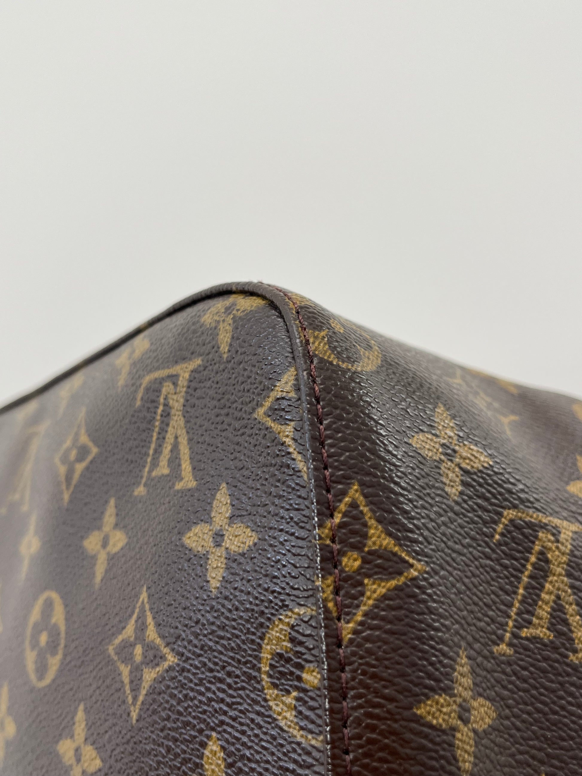 Louis Vuitton Looping MM Bag