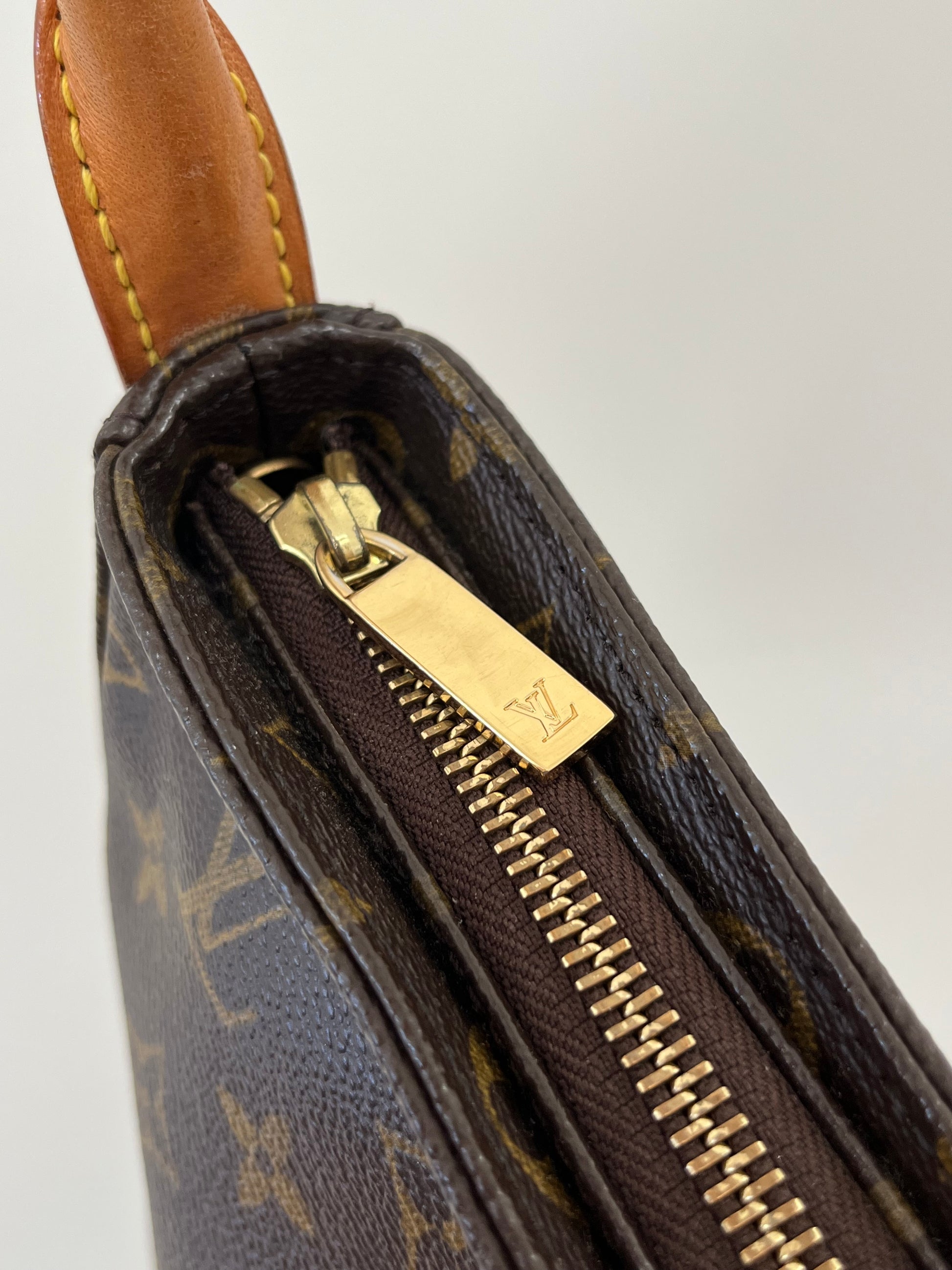 Louis Vuitton Looping MM Bag