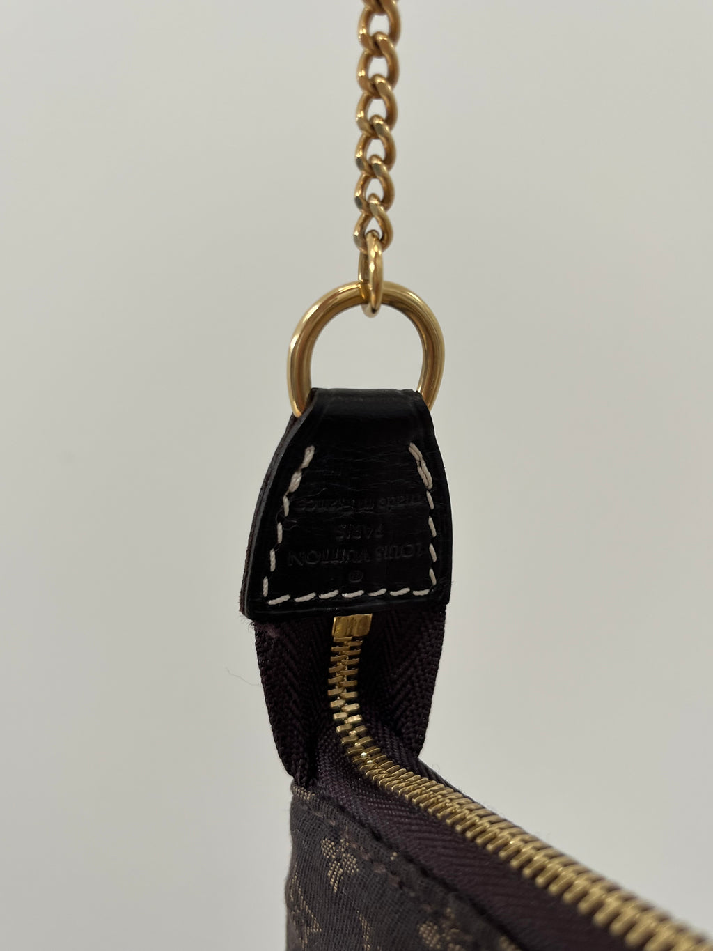 Louis Vuitton Mini Lin Pochette