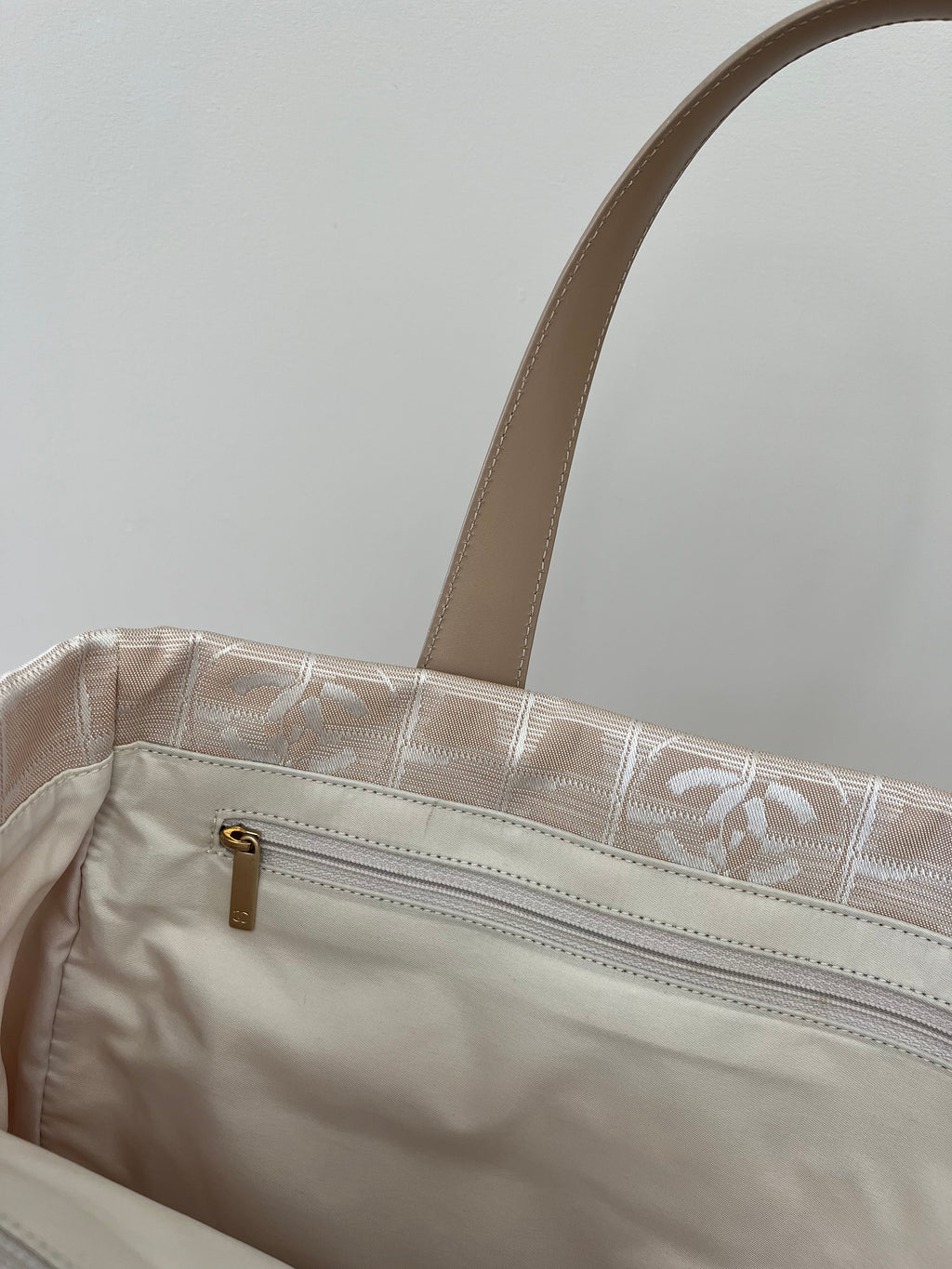 Chanel Tote Bag