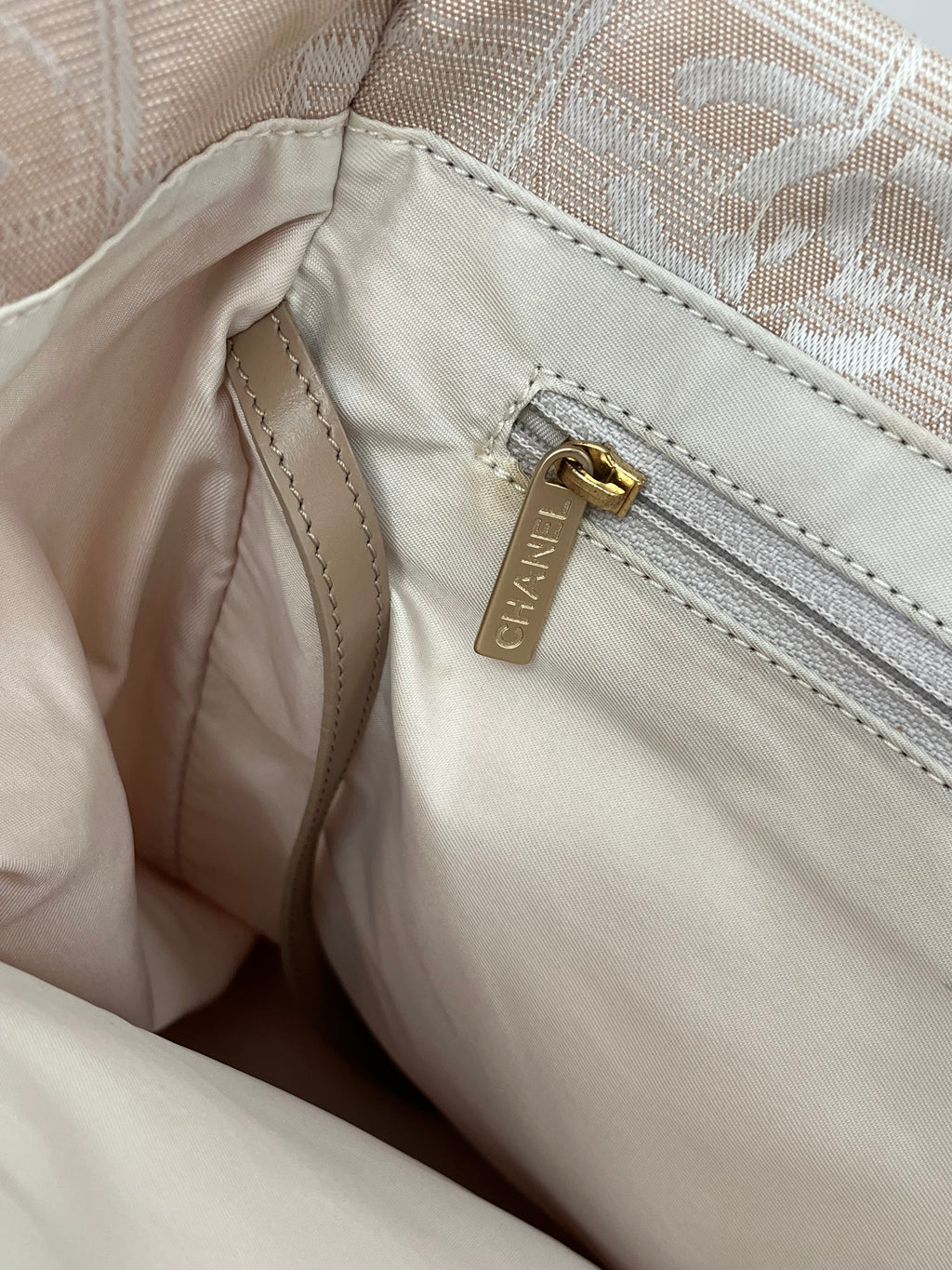 Chanel Tote Bag