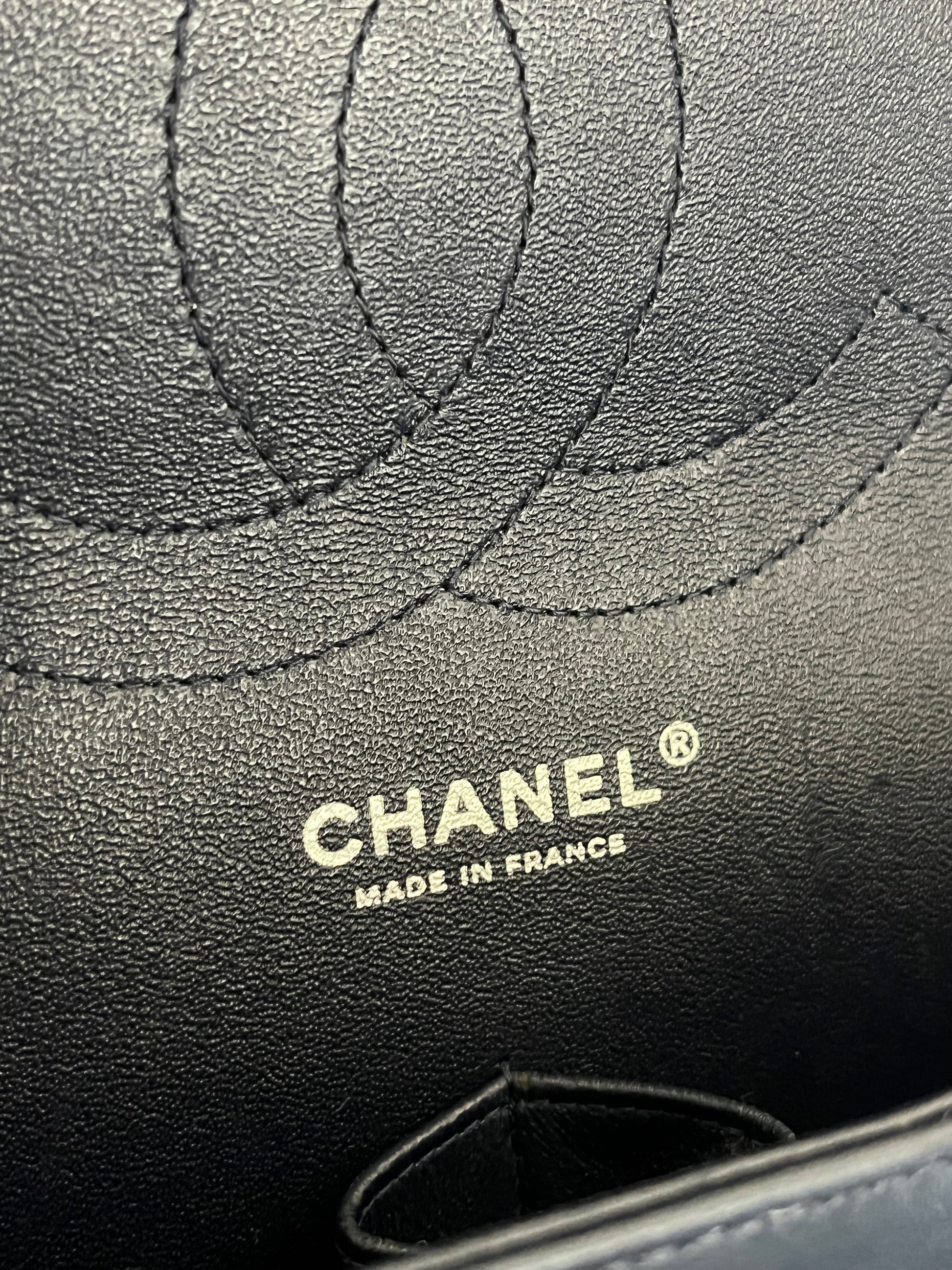 Chanel Jumbo Classic Flap
