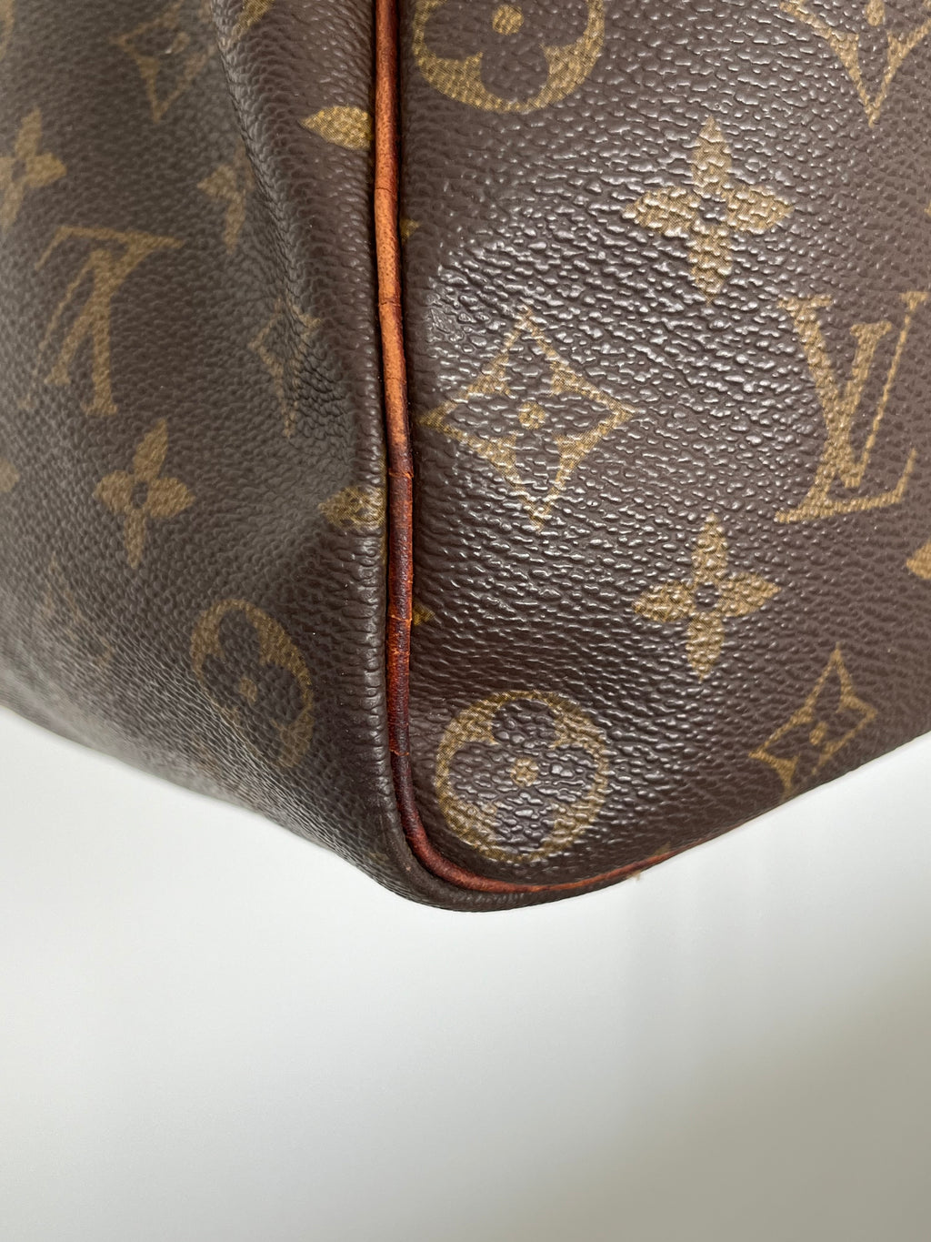 Louis Vuitton Speedy 35 Bag