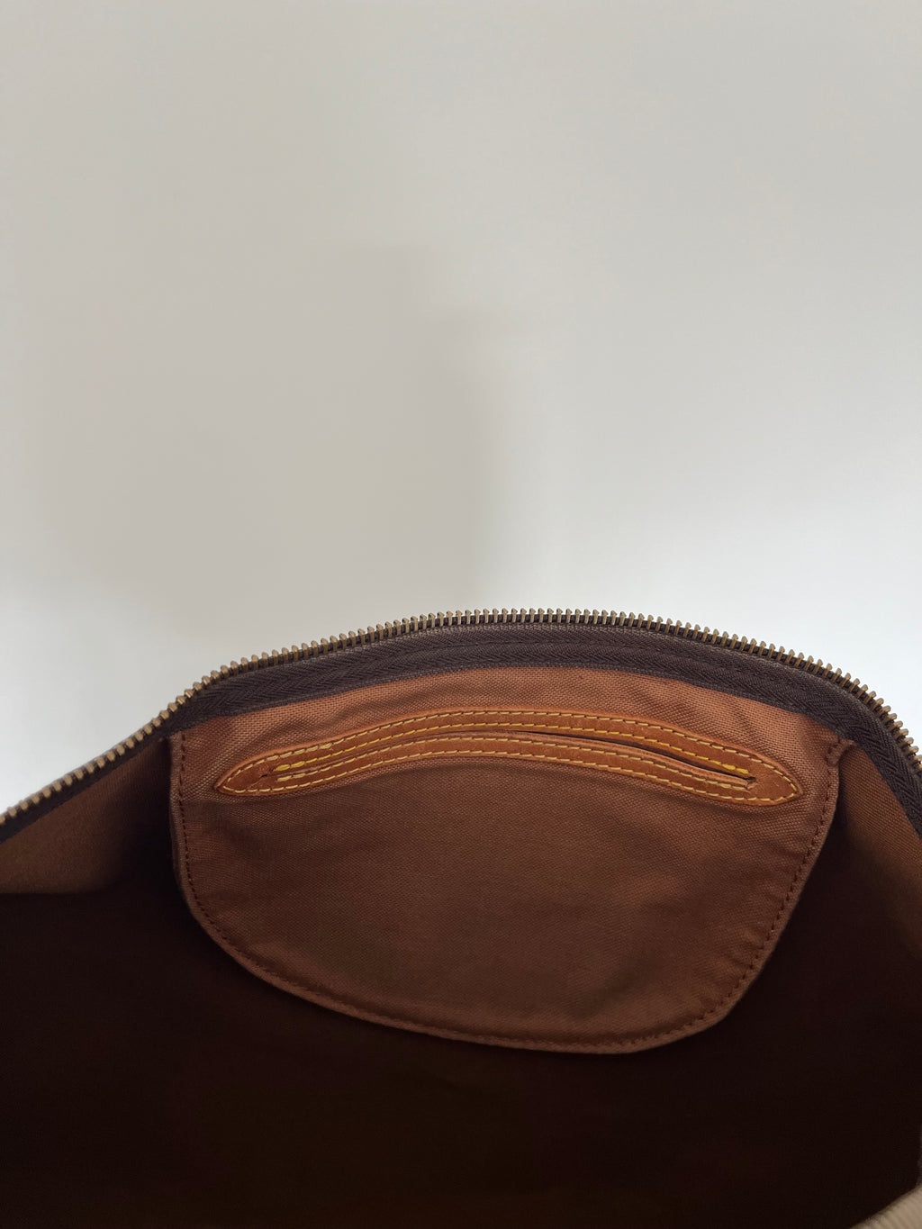 Louis Vuitton Speedy 35 Bag