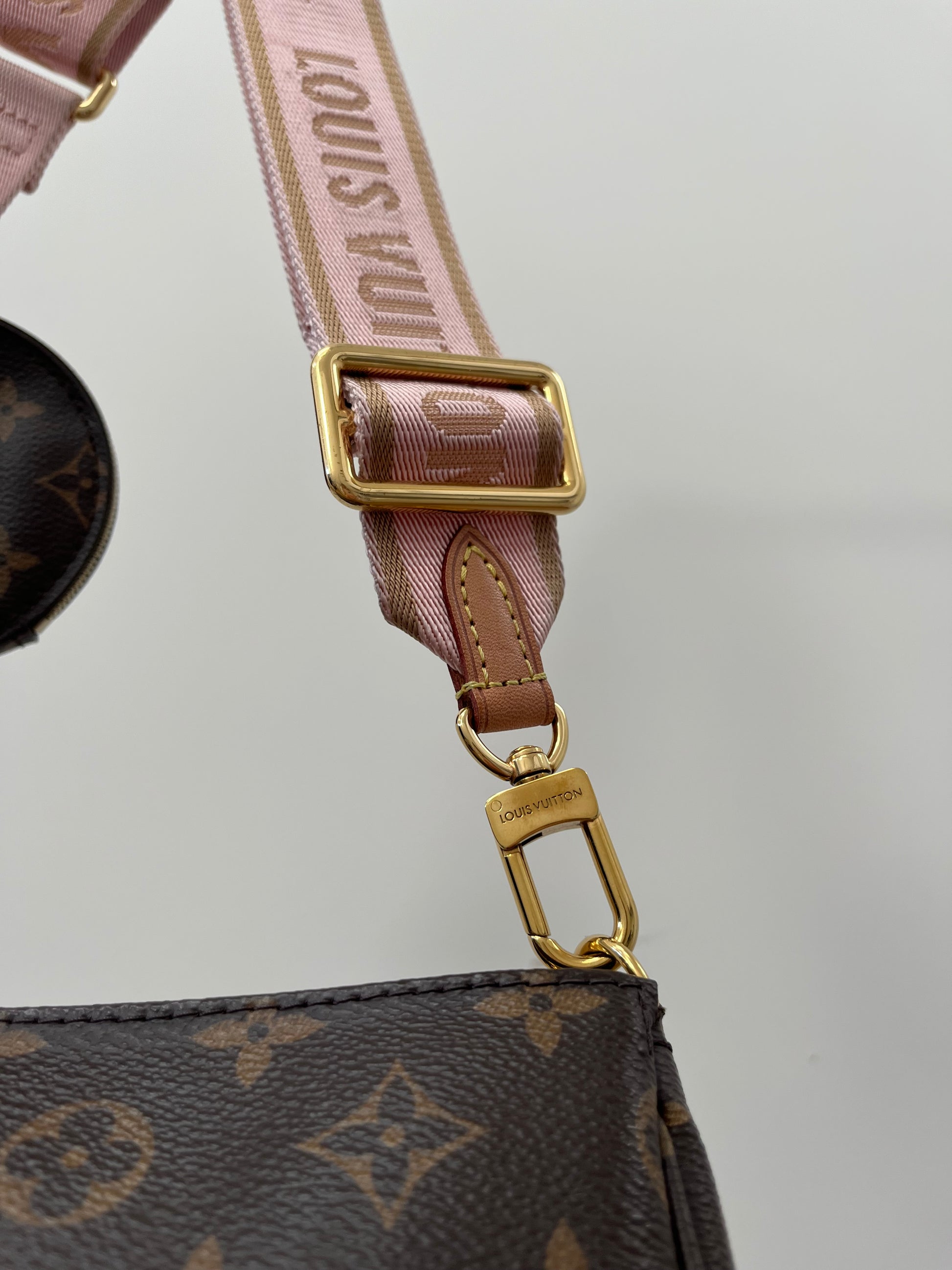 Louis Vuitton Multi Pochette
