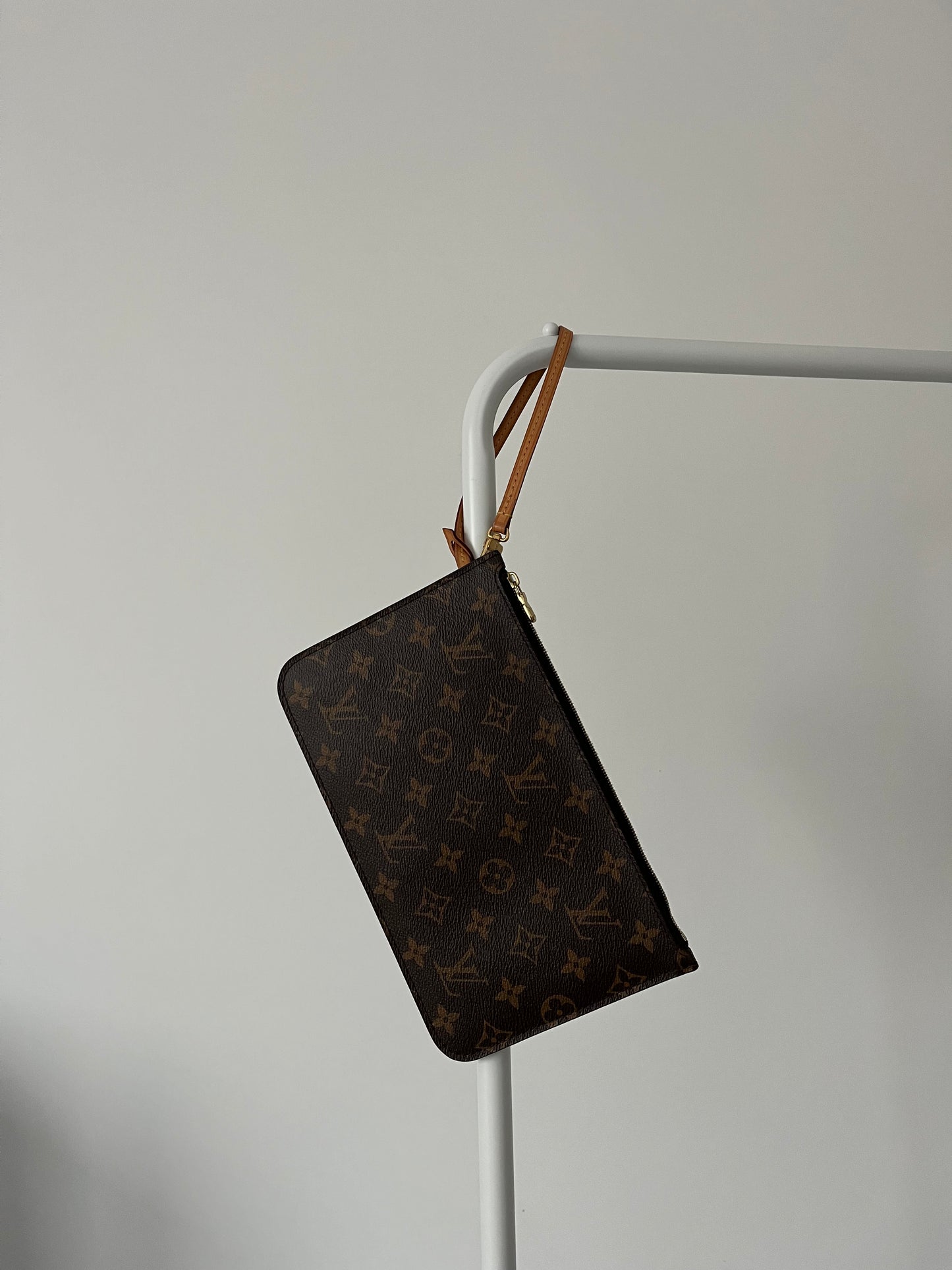 Louis Vuitton Neverfull Pouch